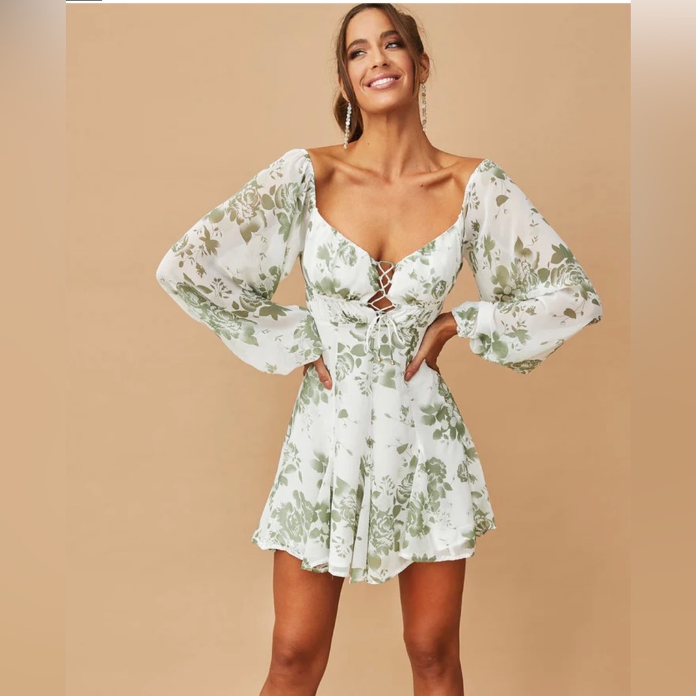 NWT Sage & Paige chiffon green floral print mini dress